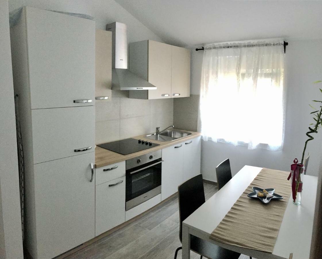 Ferienwohnung Fine&Shine Pula Exterior foto