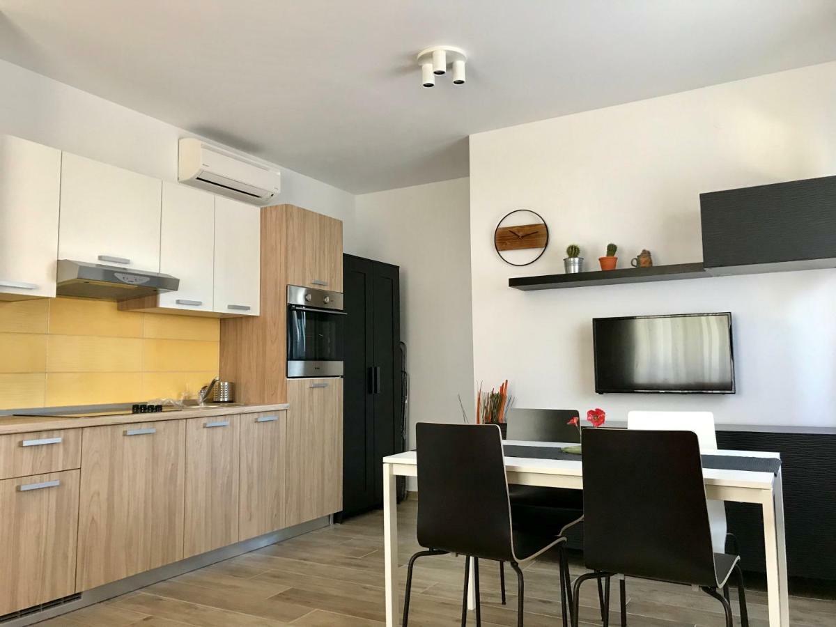 Ferienwohnung Fine&Shine Pula Exterior foto